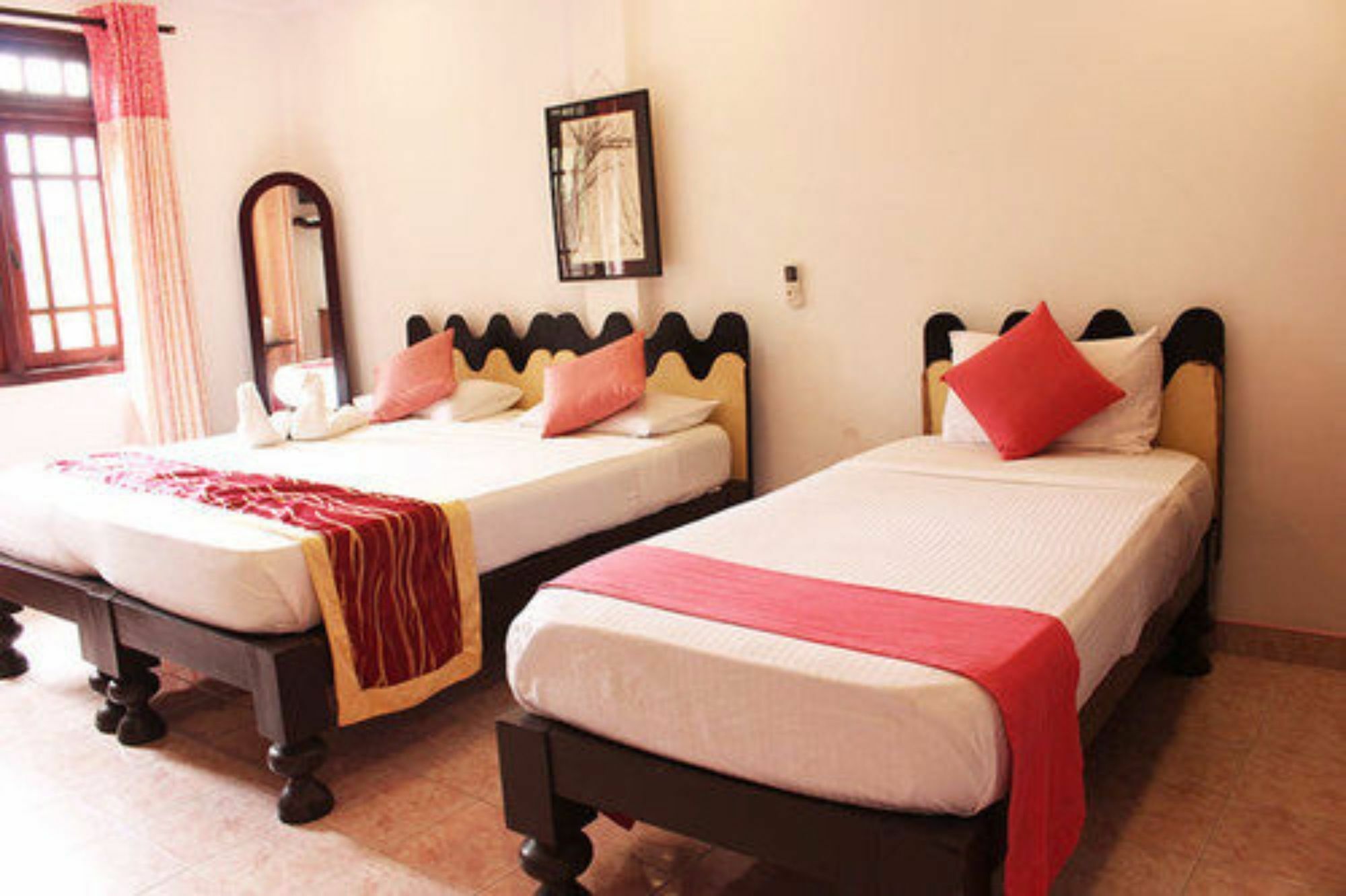 Oak Wood Inn Κάντι Εξωτερικό φωτογραφία